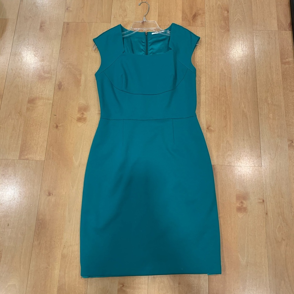 Tahari Teal dress size 8